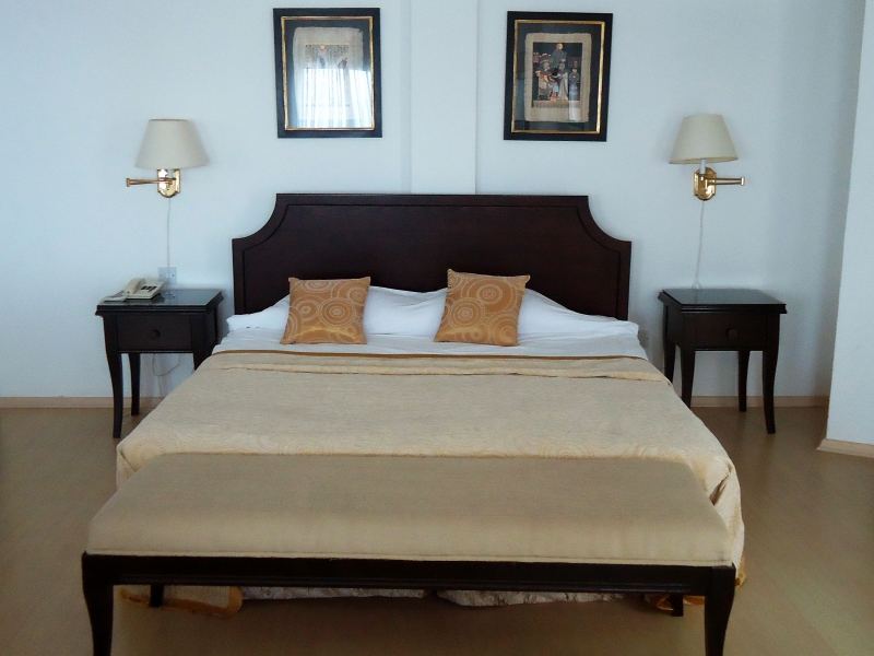 Suite room